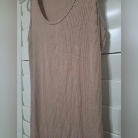 Talentless Ribbed Dress - Picture 2 of 4